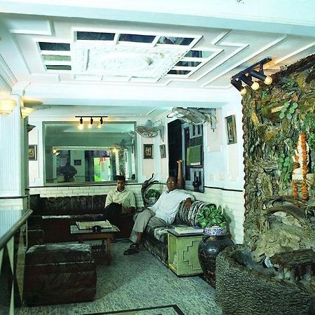 Sunshine Villa New Delhi Extérieur photo